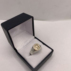 Anillo Redondo Clasico En Plata 925 Con Iniciales En Oro