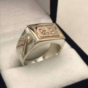 Anillo Plata y oro, mesa 12x16, barbero