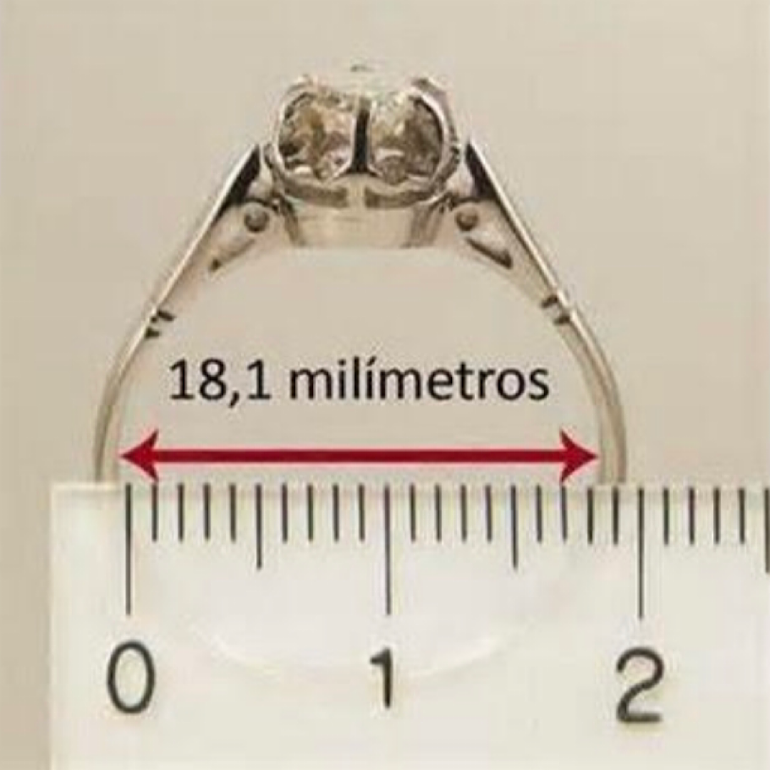 Anillo Mesa Recta 10 X 14 Mm Aplique Corona, Marco E Iniciales En Oro