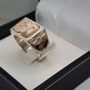 Anillo personalizado plata y oro